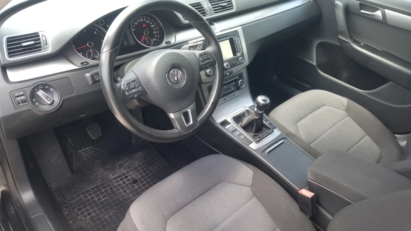 VW Passat B7, снимка 10 - Автомобили и джипове - 52532826