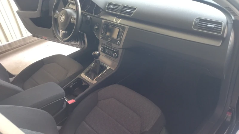 VW Passat B7, снимка 11 - Автомобили и джипове - 52532826