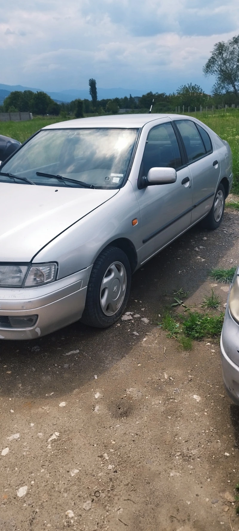 Nissan Primera, снимка 2 - Автомобили и джипове - 51781533
