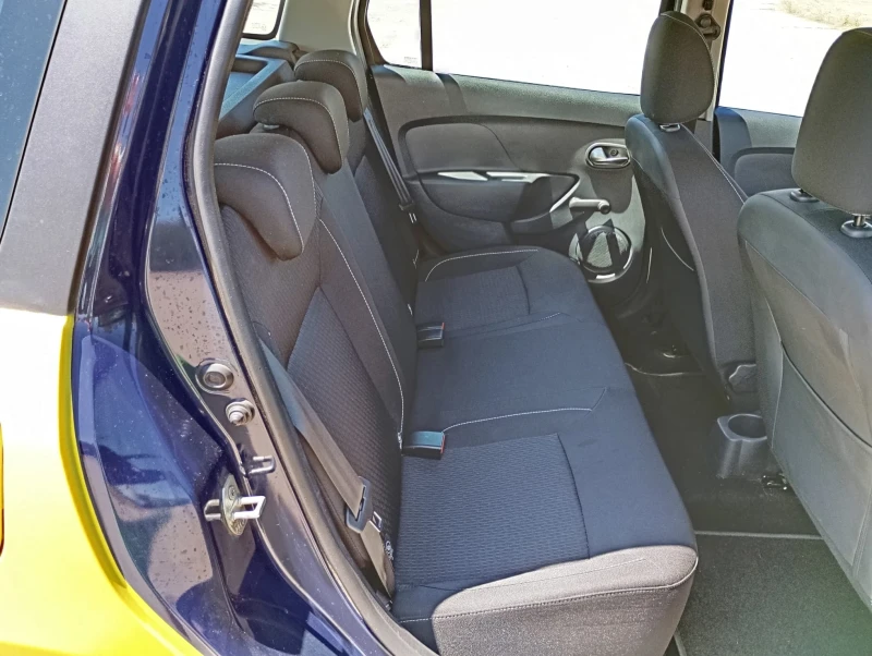 Dacia Logan 1000/75 клима, снимка 9 - Автомобили и джипове - 51033057