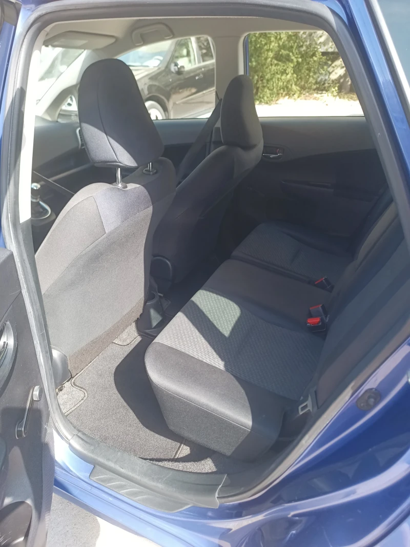 Toyota Verso S, снимка 14 - Автомобили и джипове - 52468722