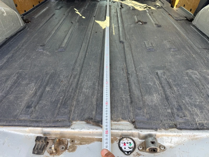 Ford Connect 1.8tdci Товарен, снимка 11 - Автомобили и джипове - 52079423