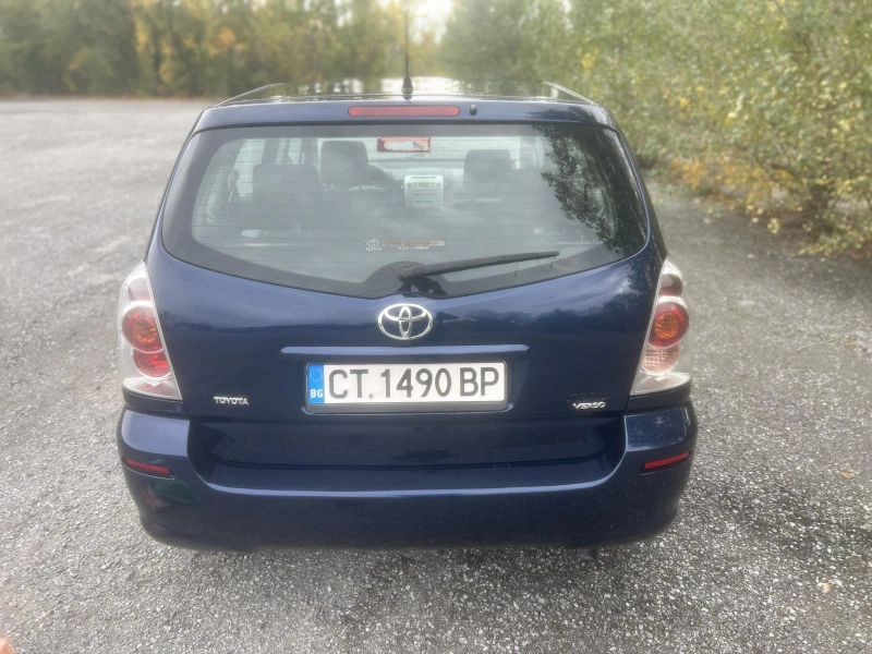 Toyota Corolla verso 6+ 1, снимка 5 - Автомобили и джипове - 52542900