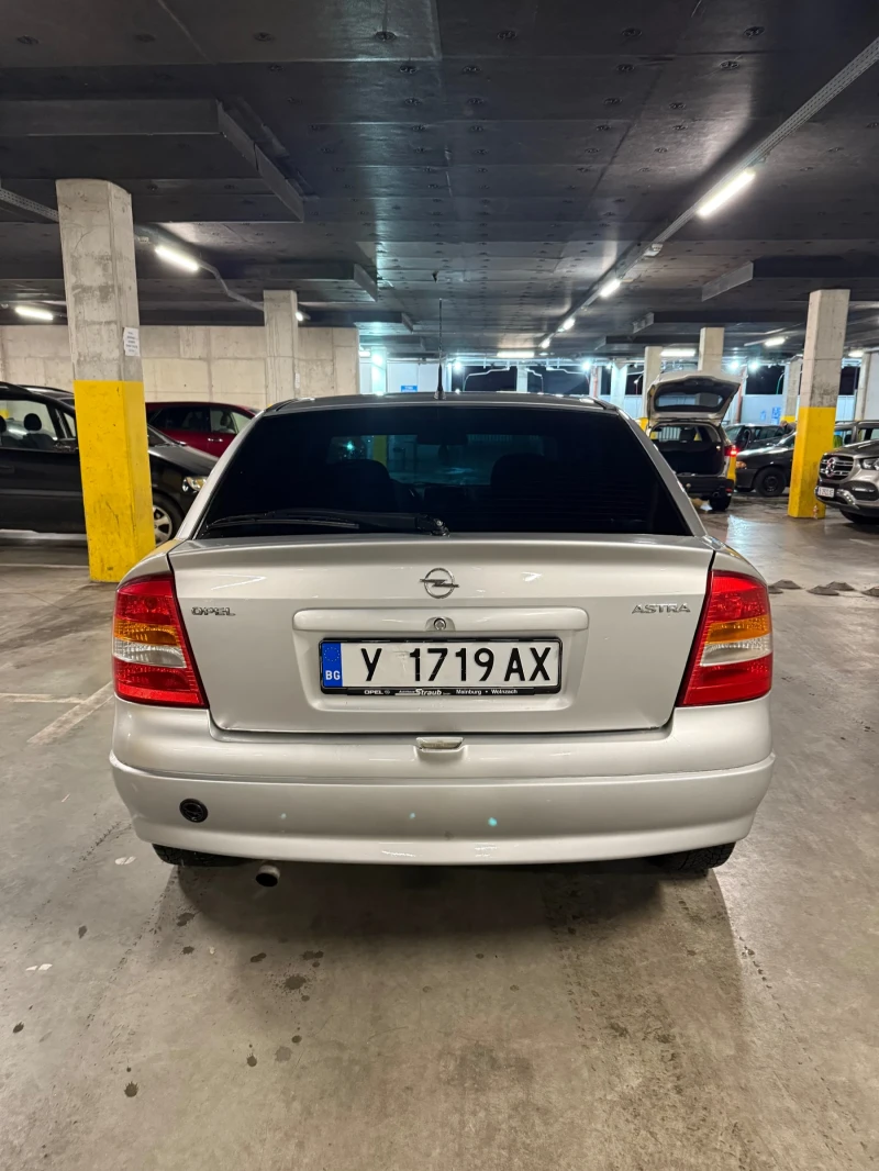 Opel Astra, снимка 6 - Автомобили и джипове - 52805585