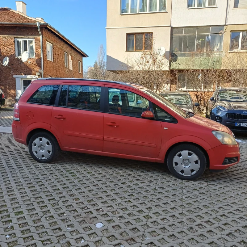Opel Zafira Метан. 7 места, снимка 2 - Автомобили и джипове - 52937136