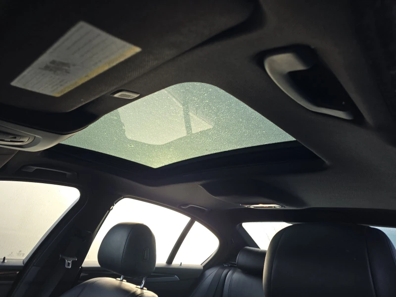 BMW 535 2016 BMW 5 Series Sedan 535i xDrive M SPORT LINE, снимка 12 - Автомобили и джипове - 53018771