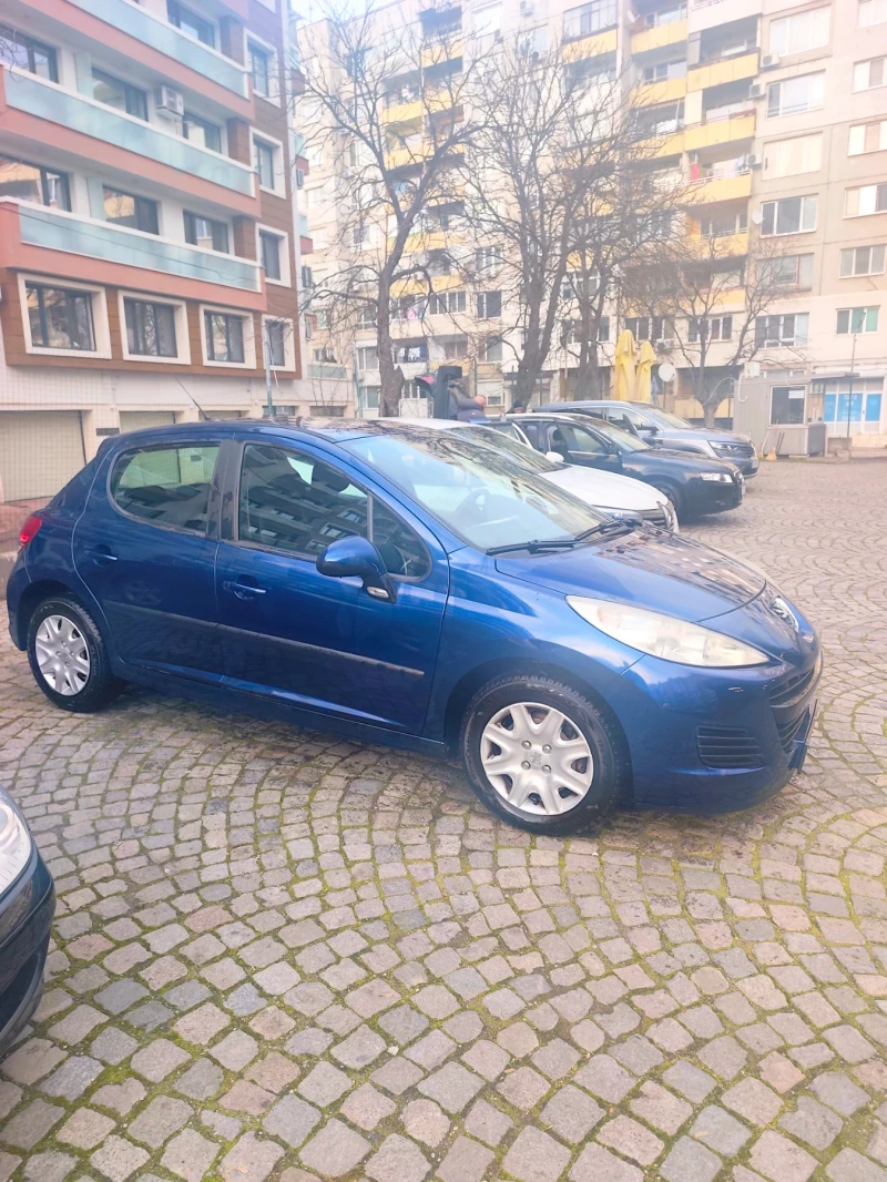Peugeot 207 Чудесна!2010г., снимка 2 - Автомобили и джипове - 53256735