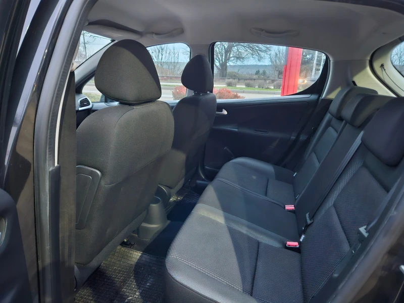 Peugeot 207 1.4, 75к.с., 92х.км.!!!, снимка 9 - Автомобили и джипове - 53479774