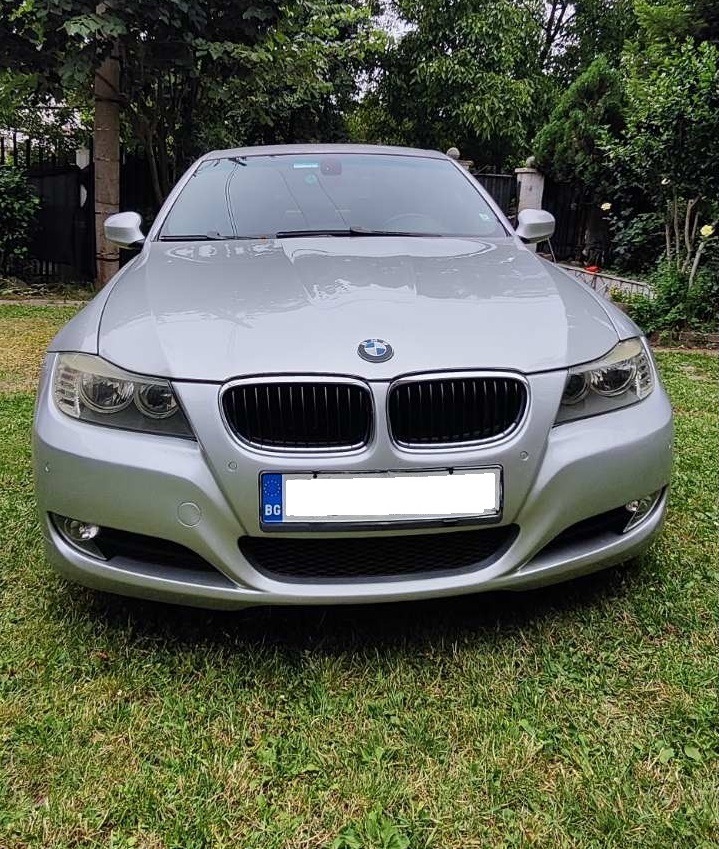 BMW 320, снимка 1 - Автомобили и джипове - 46336123