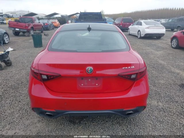 Alfa Romeo Giulia GIULIA TI SPORT RWD - изображение 7
