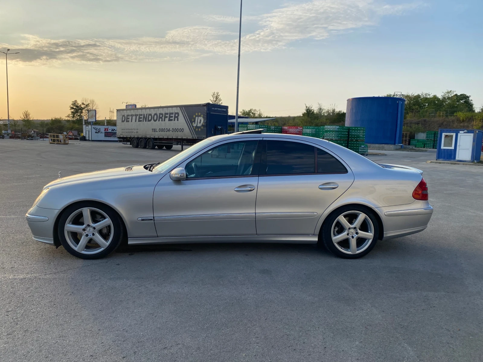 Mercedes-Benz E 500 5.0 V8 306к.с LPG - изображение 4