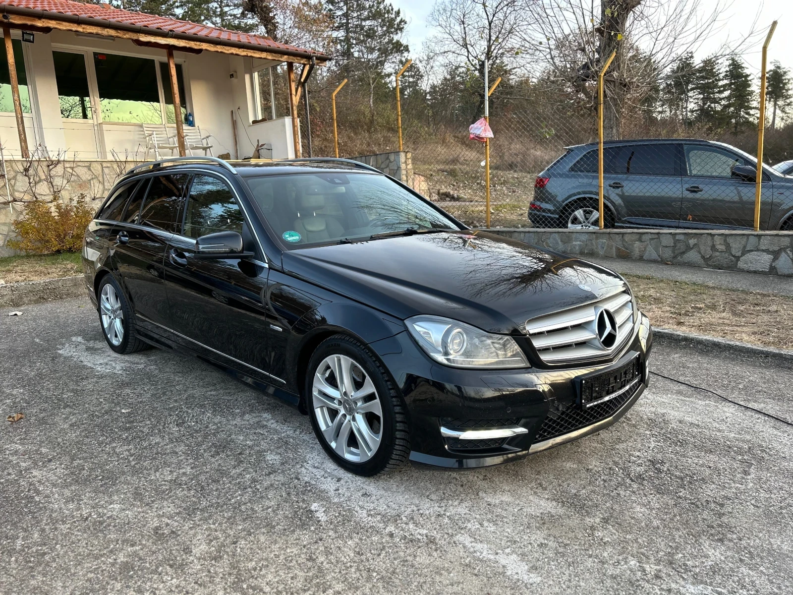 Mercedes-Benz C 300 CDI 4MATIC Avantgarde AMG - изображение 2