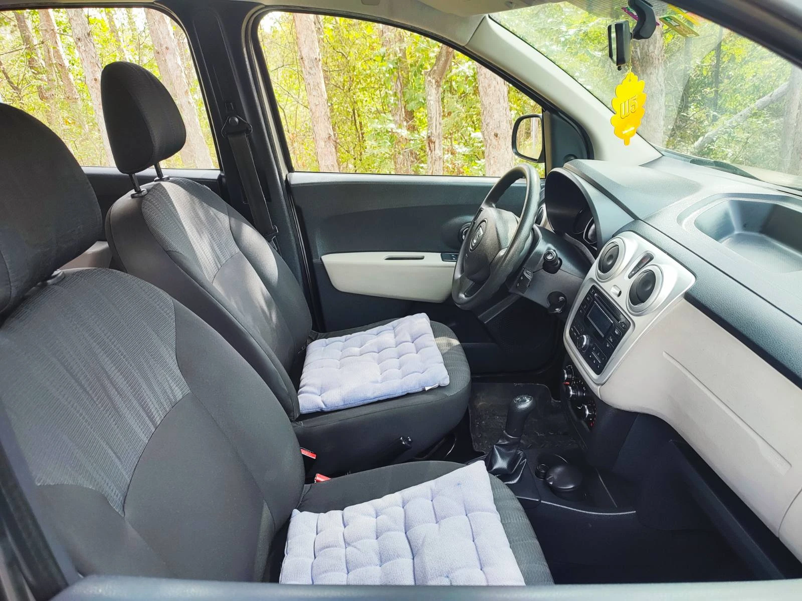 Dacia Lodgy 1.6-Swiss 7местна - изображение 7