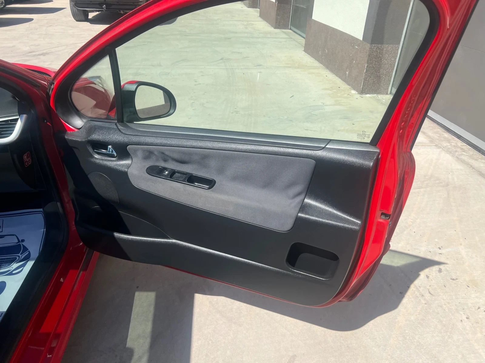 Peugeot 207  - изображение 9