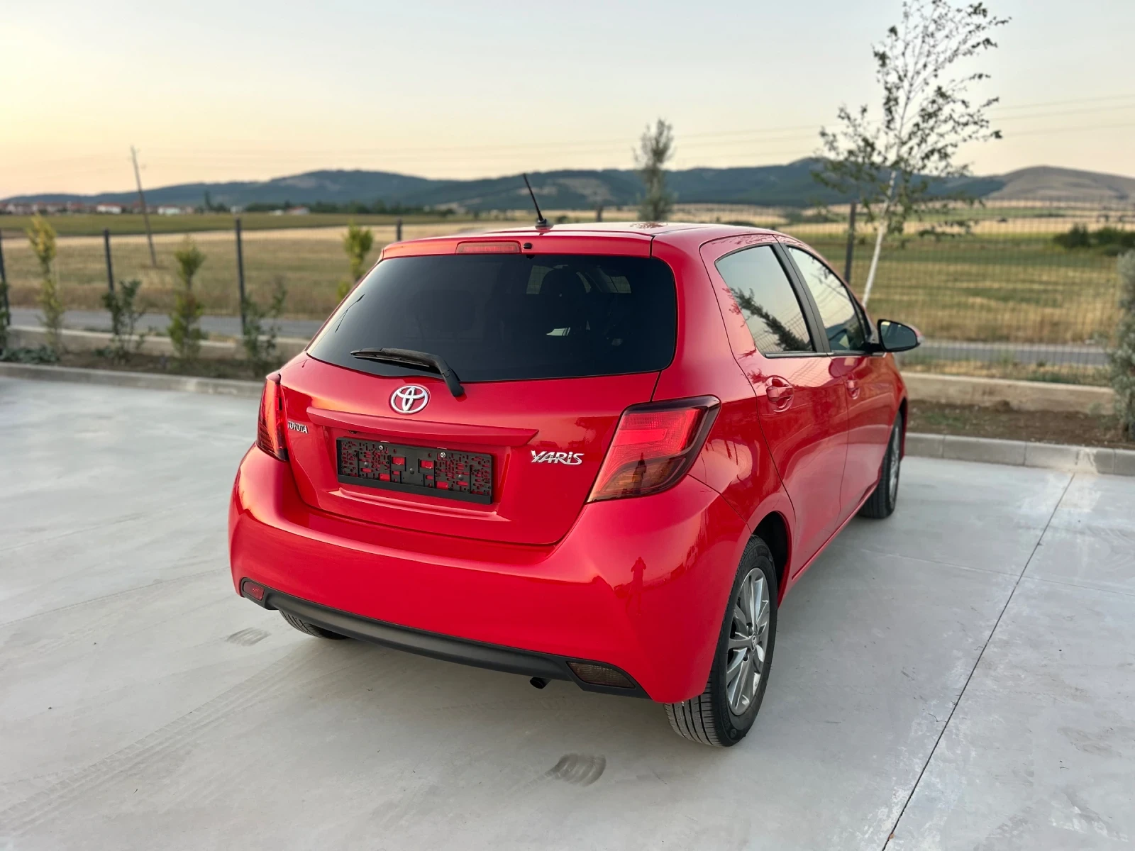 Toyota Yaris 1.0i евро 6 103000км - изображение 5