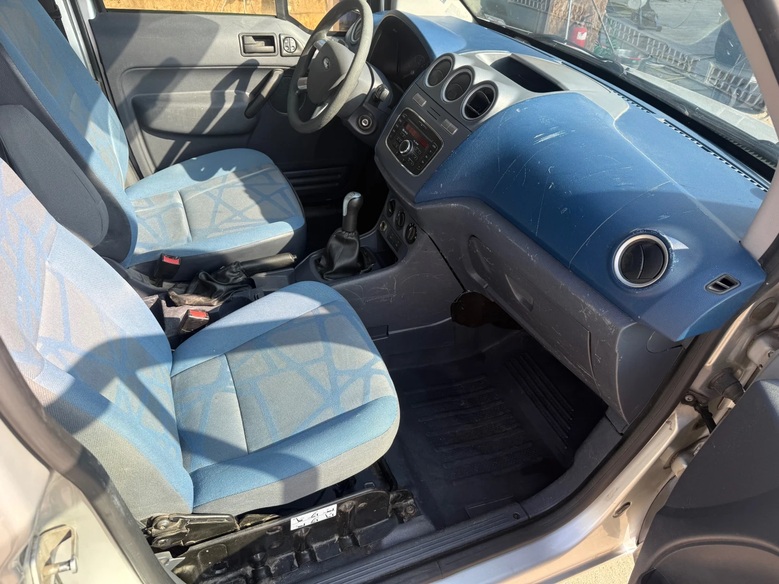 Ford Connect 1.8tdci Товарен - изображение 8