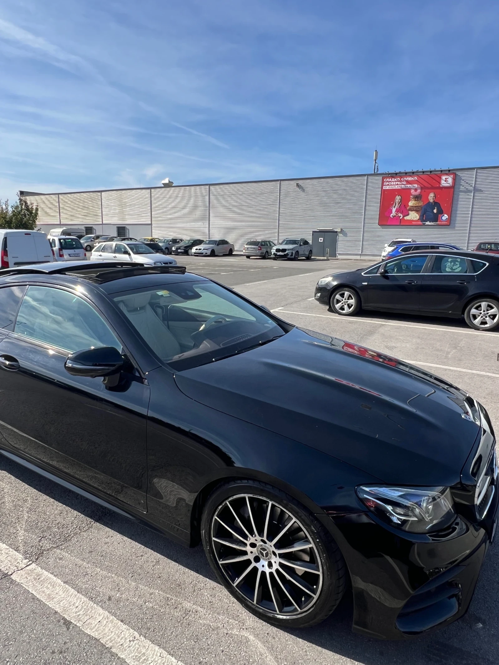 Mercedes-Benz E 300 AMG, 20  , Wide , Burmester 3D, Pano, DESIGNO | Mobile.bg   11