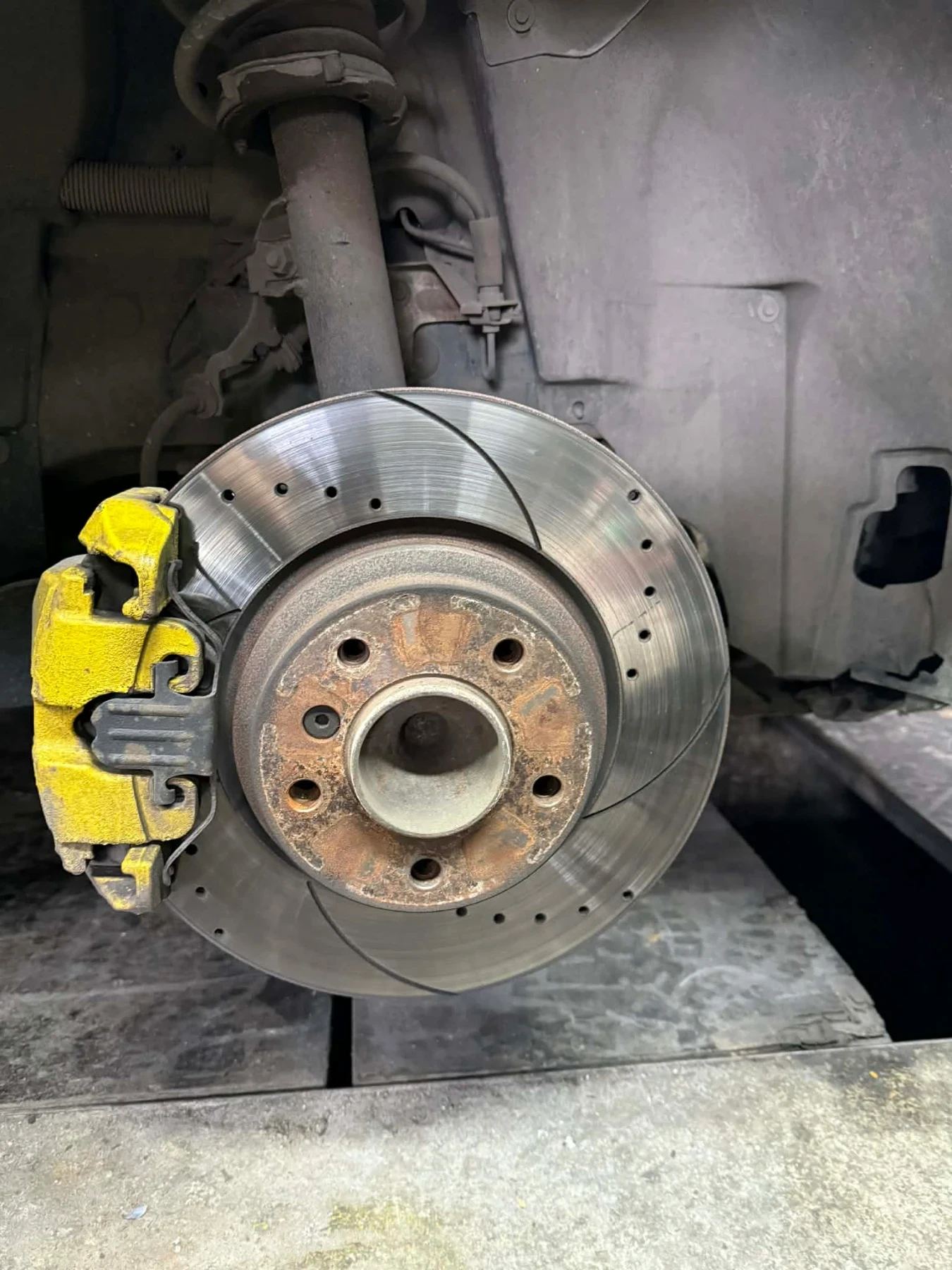 BMW 123 Bi-Turbo, снимка 10 - Автомобили и джипове - 52878839