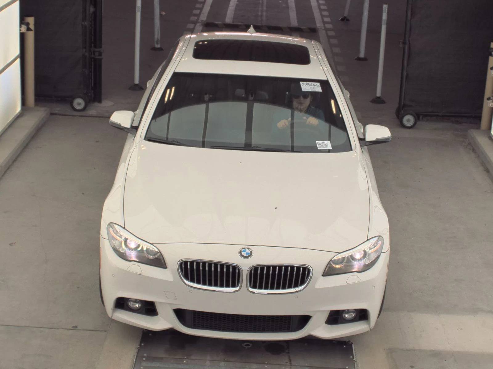 BMW 535 2016 BMW 5 Series Sedan 535i xDrive M SPORT LINE - изображение 2