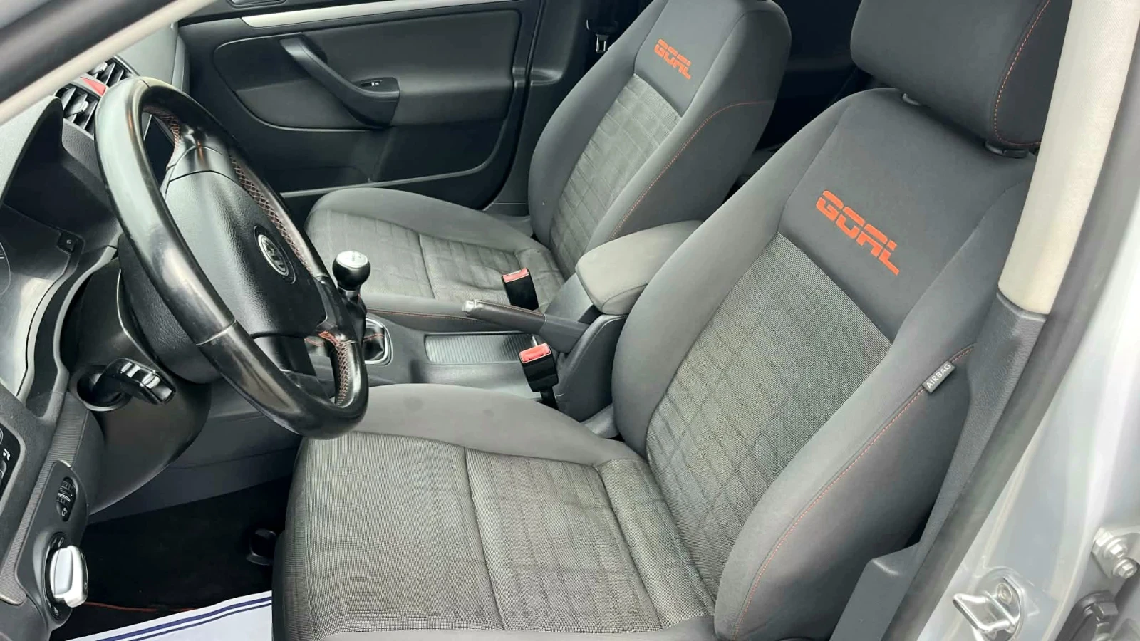 VW Golf 1.9 TDI -GOAL, снимка 8 - Автомобили и джипове - 53894558