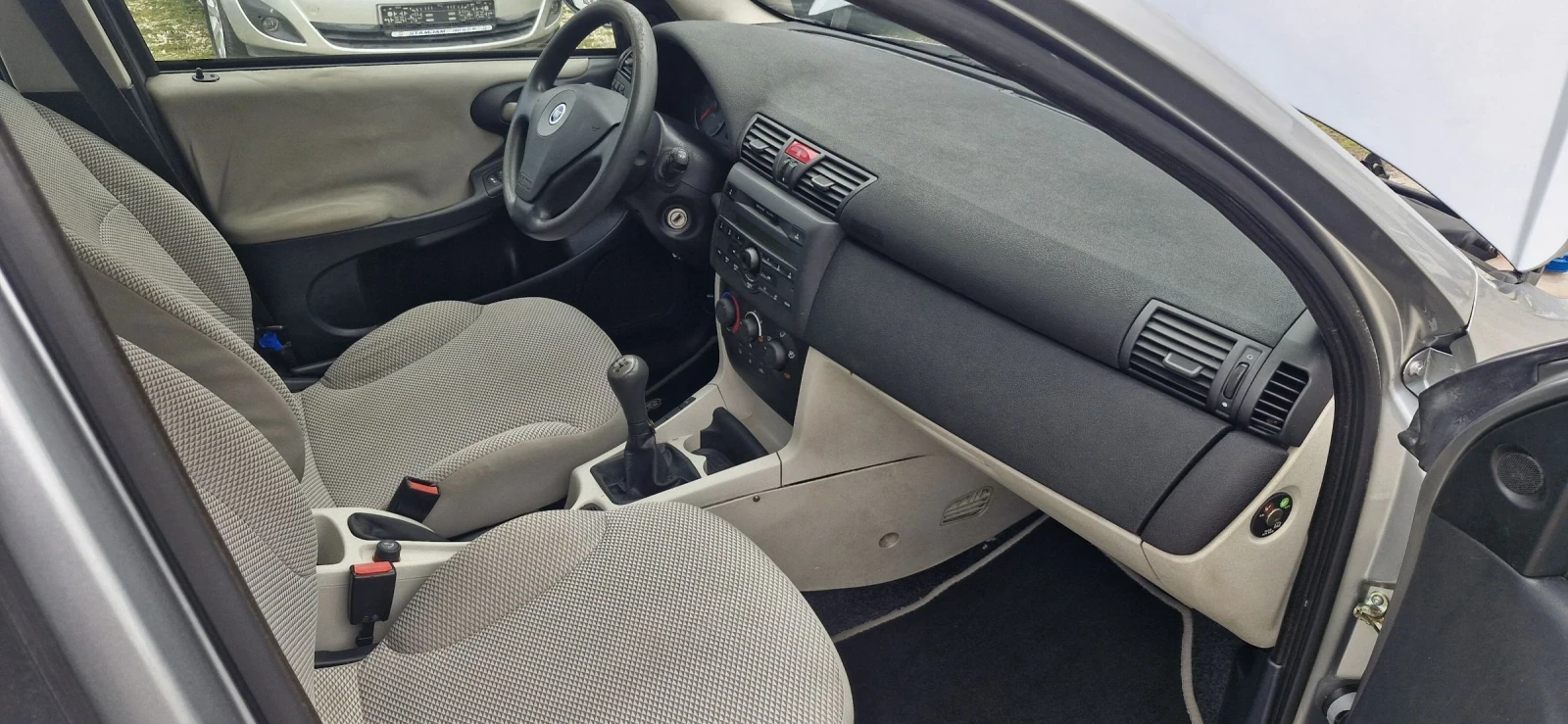 Fiat Stilo 1.9jtd 115hp 99000km!!!, снимка 10 - Автомобили и джипове - 53976665