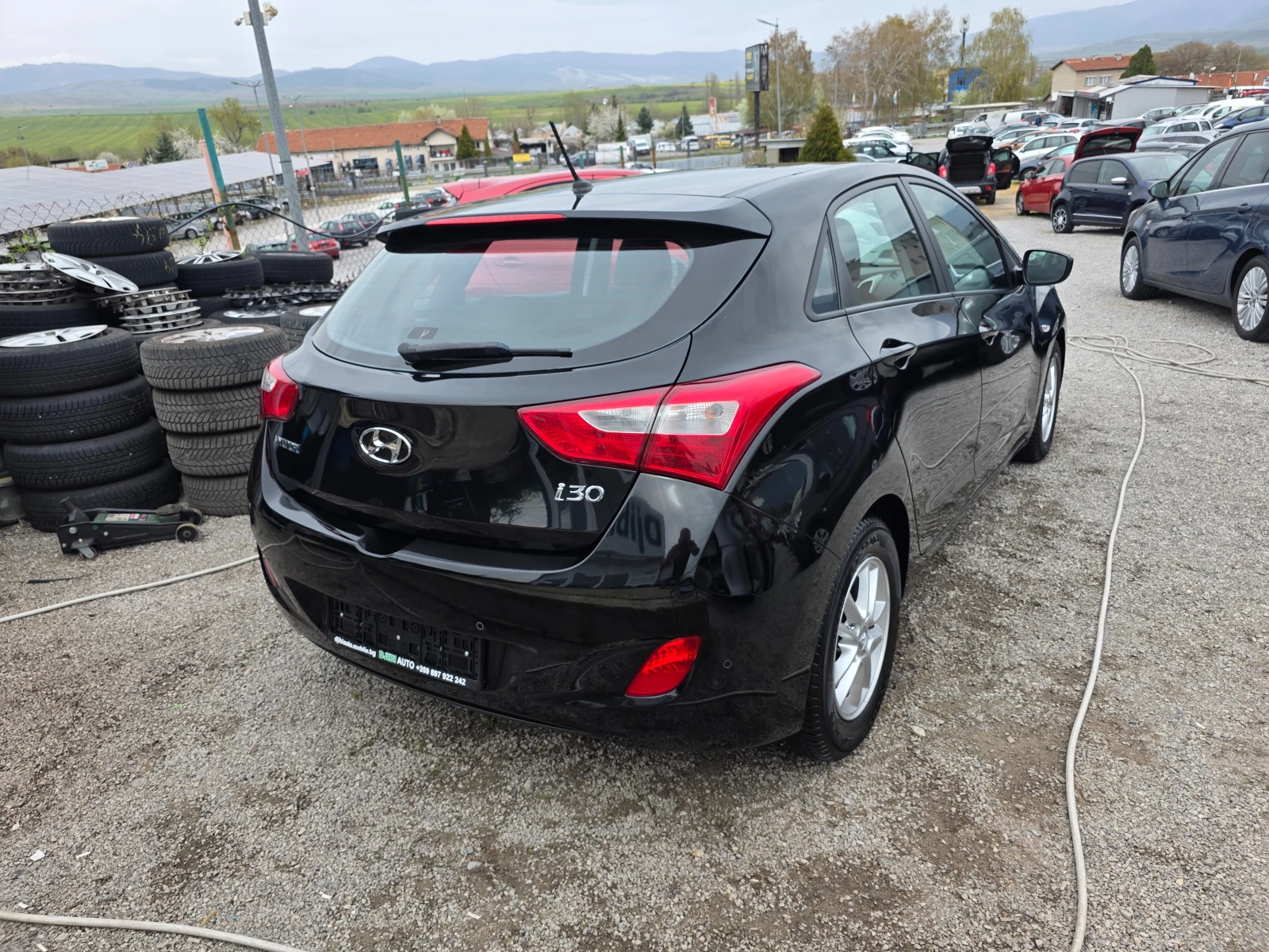Hyundai I30 1.4i-100к.с TOP!!!, снимка 5 - Автомобили и джипове - 54219271