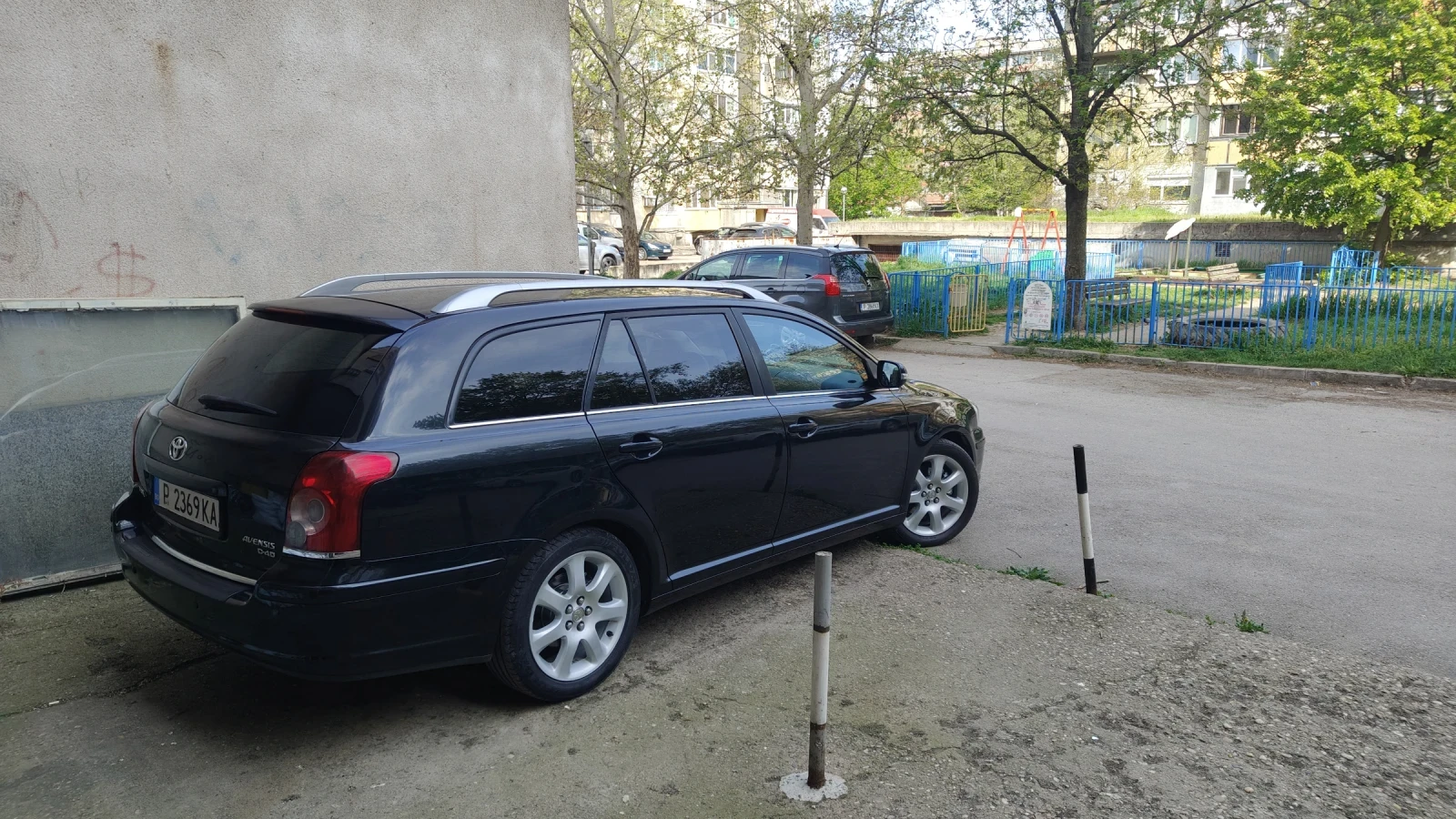 Toyota Avensis, снимка 16 - Автомобили и джипове - 54261428