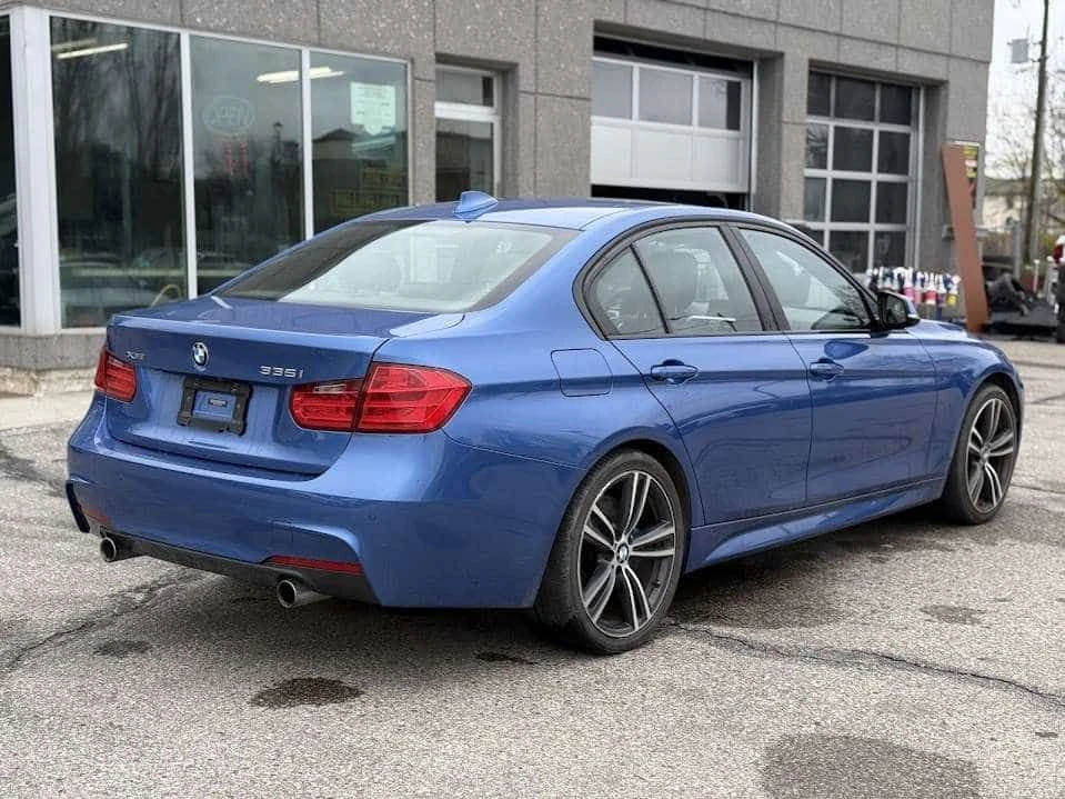 BMW 335 М Пакет/xDrive/CARFAX/Шибедах/Подгрев/Памет/Харма , снимка 7 - Автомобили и джипове - 54465662