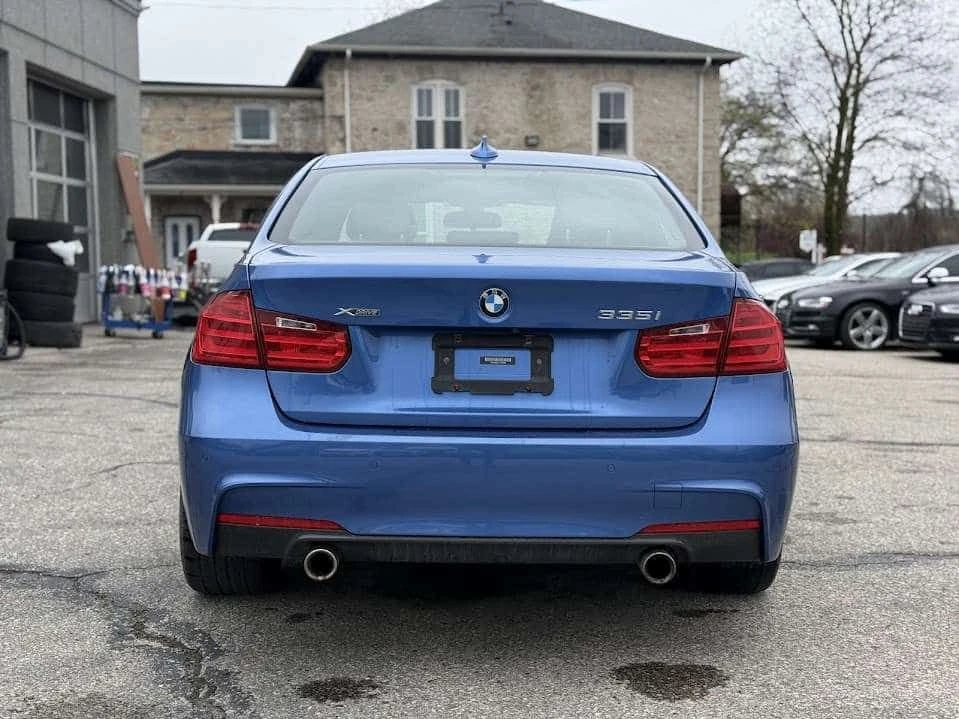 BMW 335 М Пакет/xDrive/CARFAX/Шибедах/Подгрев/Памет/Харма , снимка 6 - Автомобили и джипове - 54465662