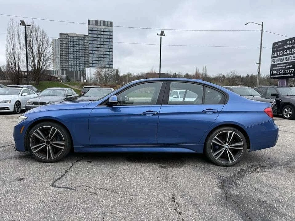 BMW 335 М Пакет/xDrive/CARFAX/Шибедах/Подгрев/Памет/Харма , снимка 4 - Автомобили и джипове - 54465662