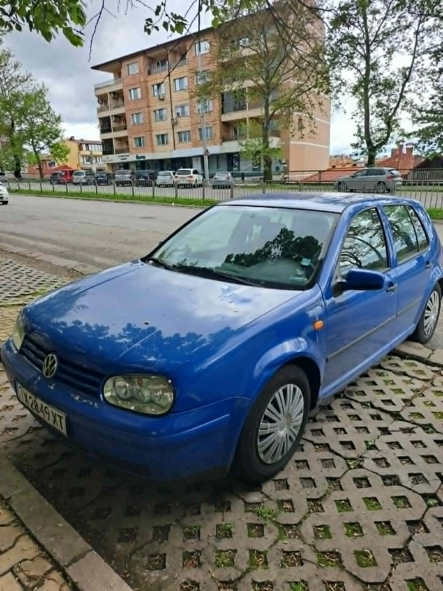 VW Golf, снимка 2 - Автомобили и джипове - 54598481