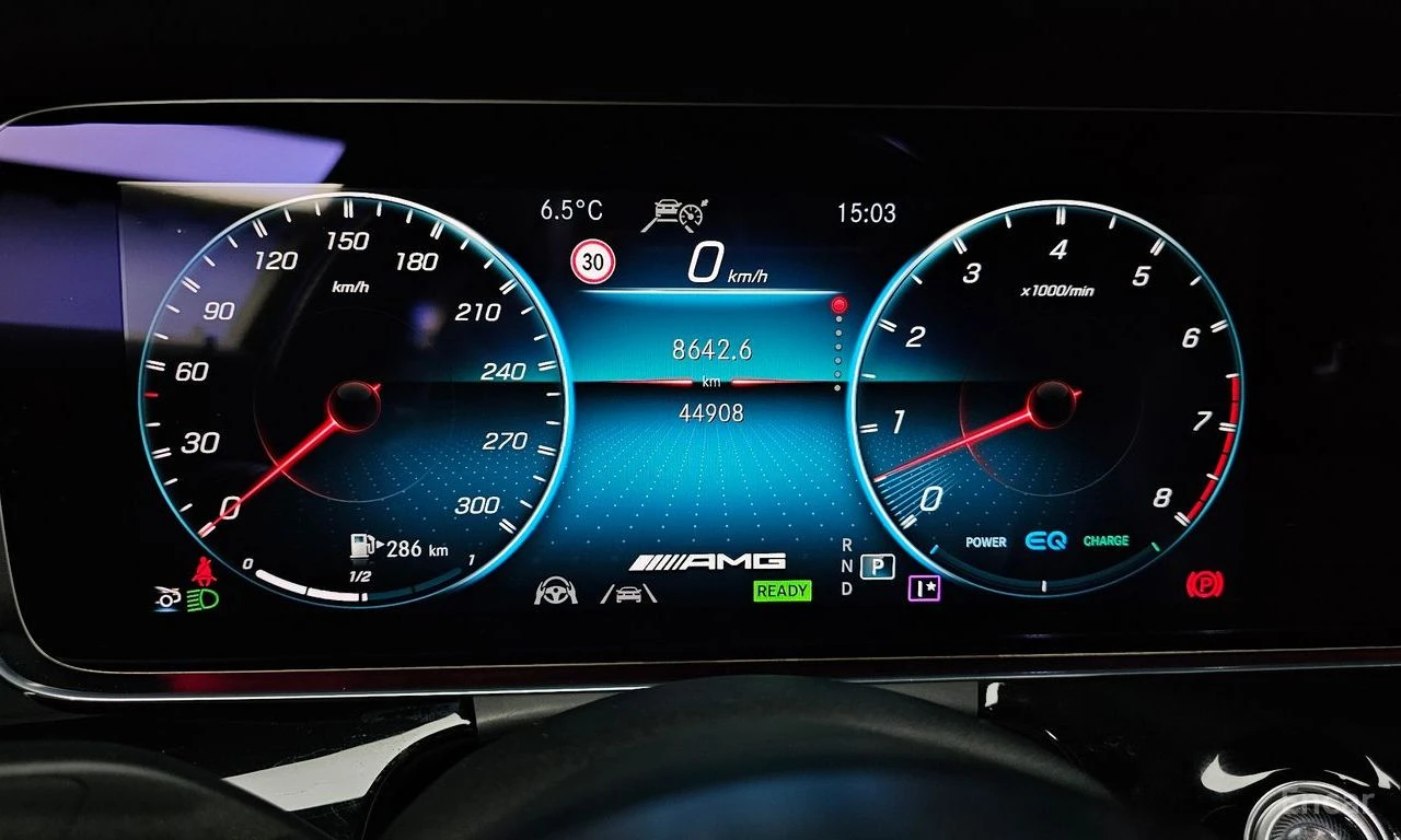 Mercedes-Benz AMG GT 43 4MATIC+ * ПОДГРЕВ* ОБДУХВАНЕ* 360 КАМЕРА, снимка 6 - Автомобили и джипове - 54737219