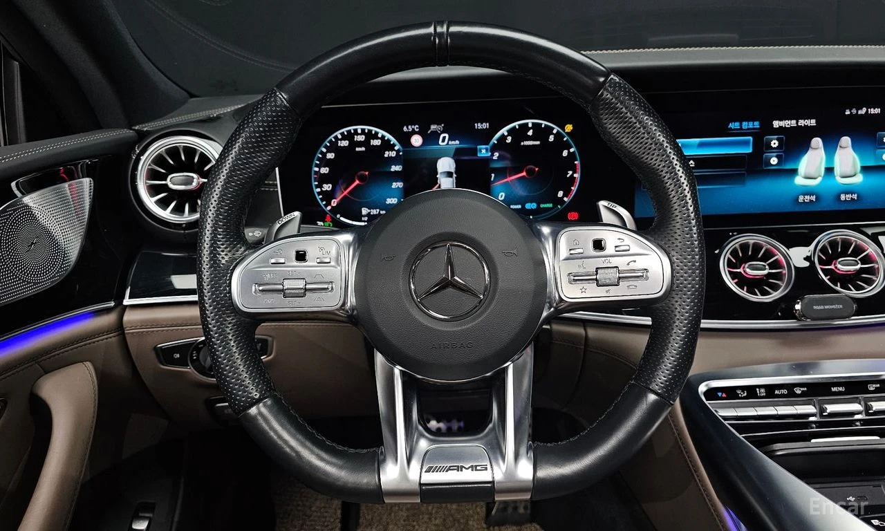 Mercedes-Benz AMG GT 43 4MATIC+ * ПОДГРЕВ* ОБДУХВАНЕ* 360 КАМЕРА, снимка 5 - Автомобили и джипове - 54737219