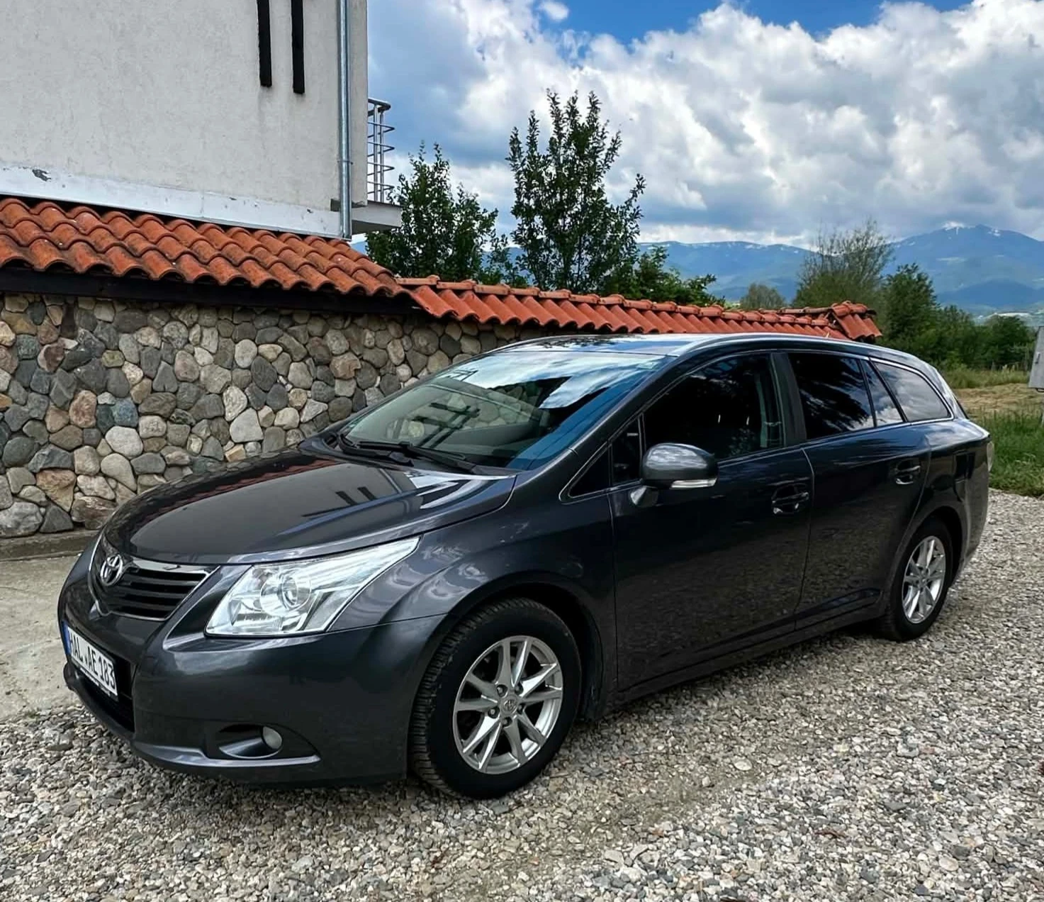 Toyota Avensis 2.0 D-4D 126 к.с.НАВИ/КАМЕРА/ПЕЧКА, снимка 4 - Автомобили и джипове - 54980798