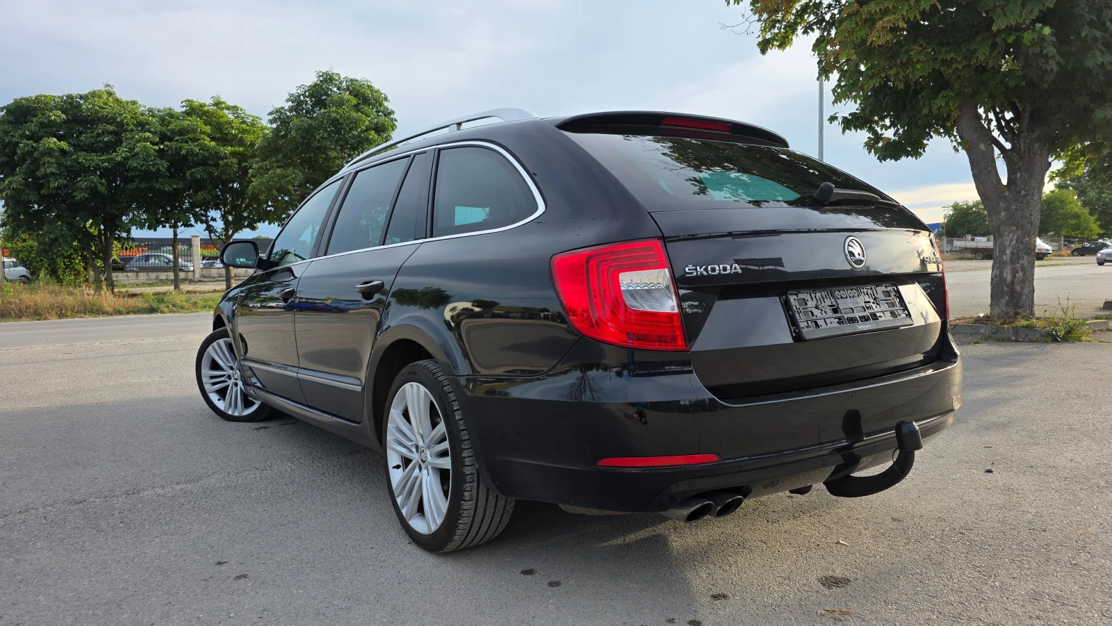 Skoda Superb KATO ЧИСТО НОВ, снимка 5 - Автомобили и джипове - 55158142