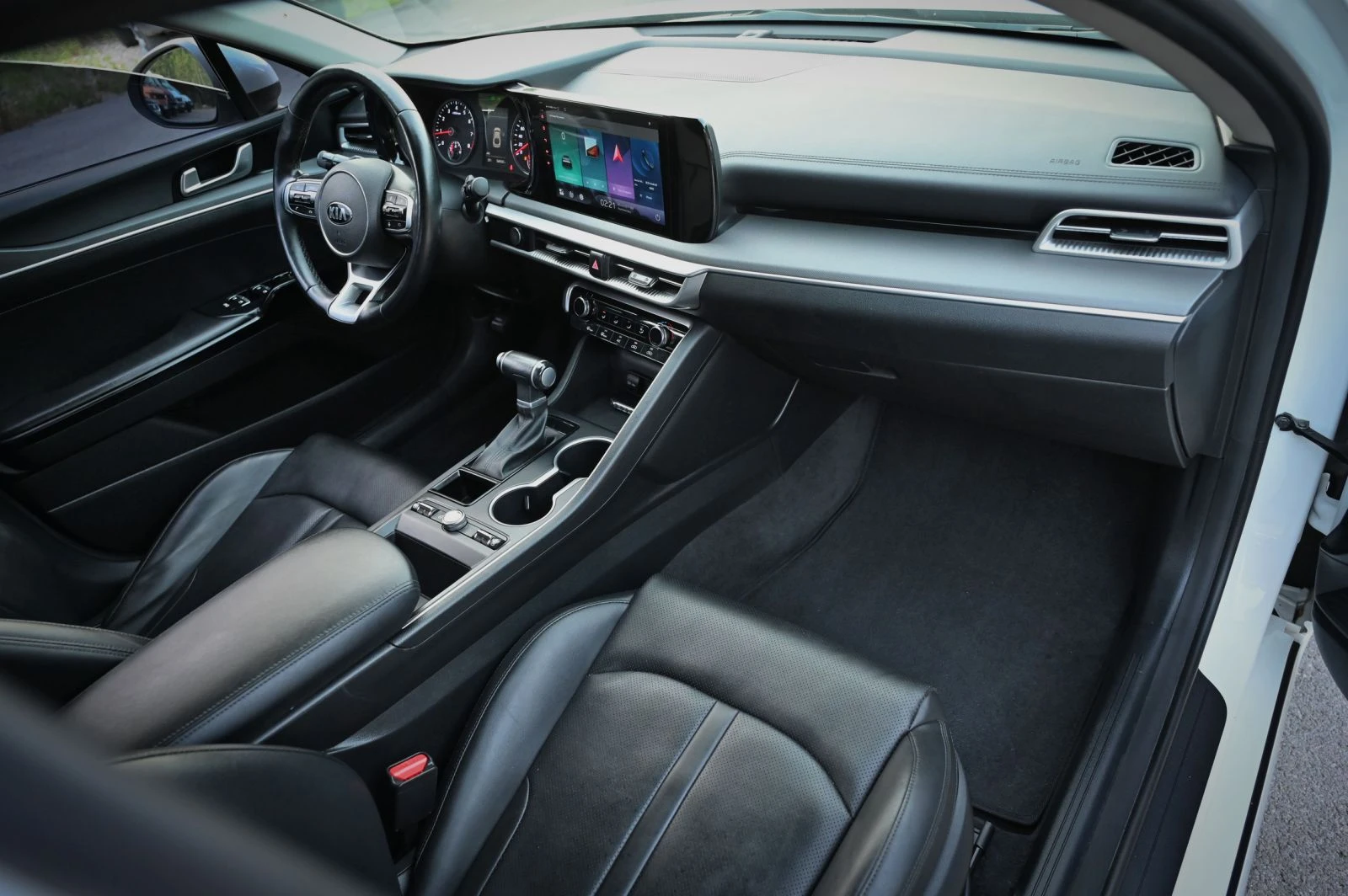 Kia K5 2.0 LPI 58к км !!!, снимка 11 - Автомобили и джипове - 55639733