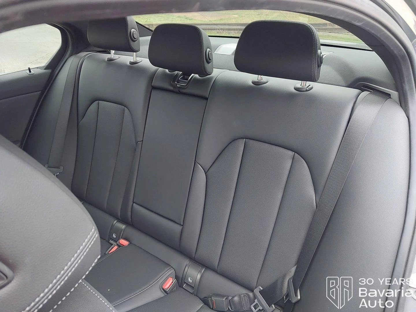 BMW 320 d xDrive Sportautomatic, снимка 8 - Автомобили и джипове - 56506766