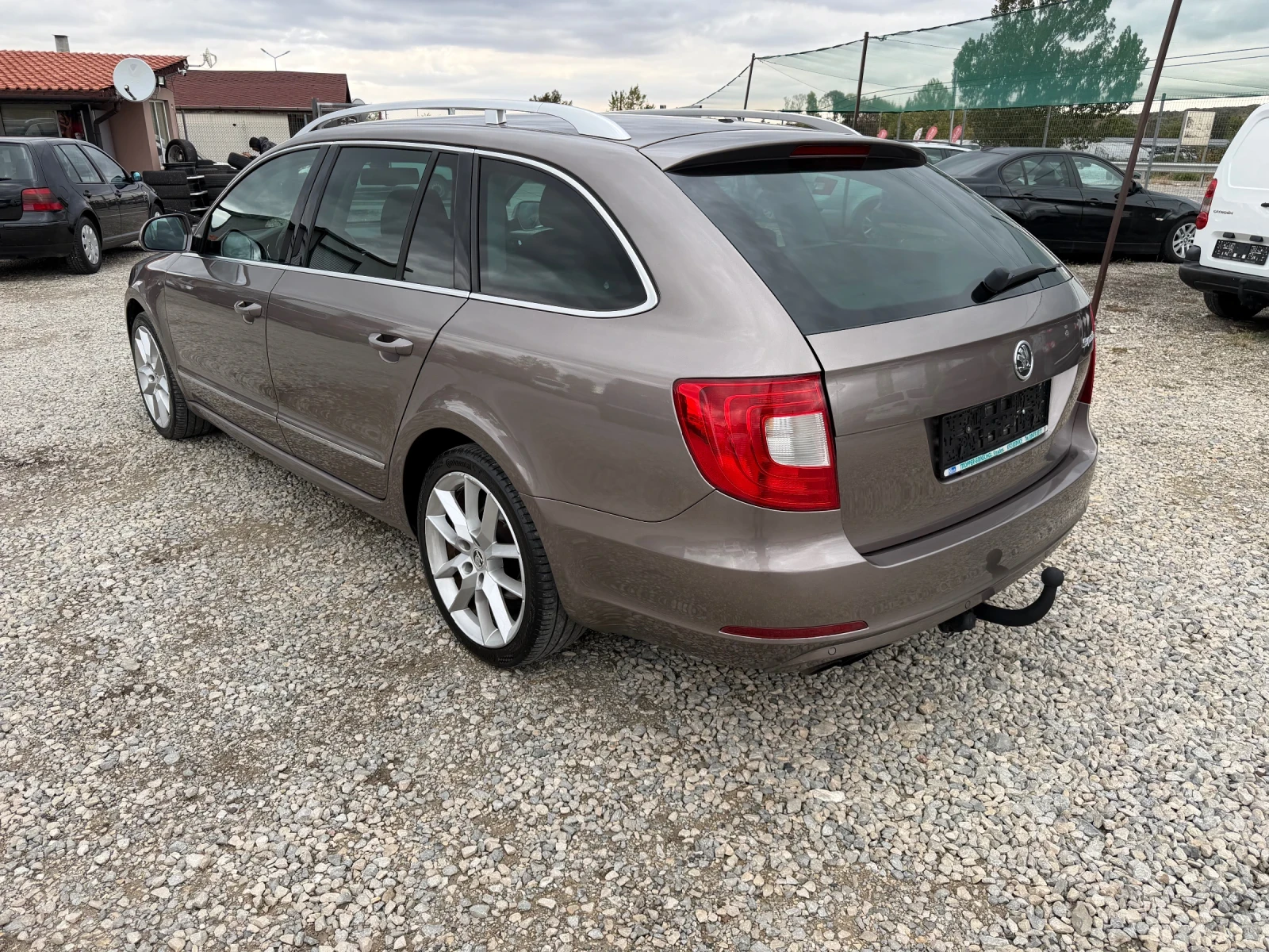 Skoda Superb 2.0TDI-140PS-MEMORY, снимка 7 - Автомобили и джипове - 56526897