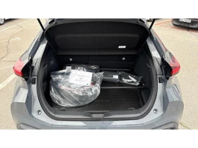 Toyota C-HR 2.0HSD PLUG-IN DESIGN - НОВА, снимка 10