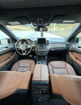 Mercedes-Benz GLE 400 AMG/360/PANO/DISTRONIC/PODGREV/CARPLAY/AMBIENT, снимка 13