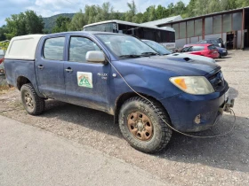 Toyota Hilux ТОВАРЕН, снимка 2