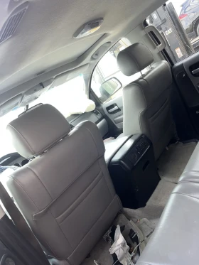 Toyota Sequoia 5.7i 4x4 Limited | Mobile.bg    11