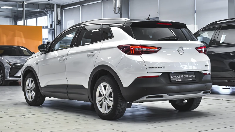 Opel Grandland X 1.2 Turbo Innovation, снимка 7 - Автомобили и джипове - 51837141