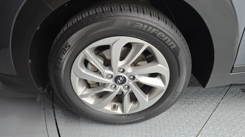 Hyundai Tucson 2.0 2WD STYLE autogeorge.com, снимка 5 - Автомобили и джипове - 51903245
