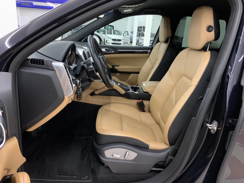 Porsche Cayenne 3.0d Facelift #CHRONO#, снимка 8 - Автомобили и джипове - 52484916