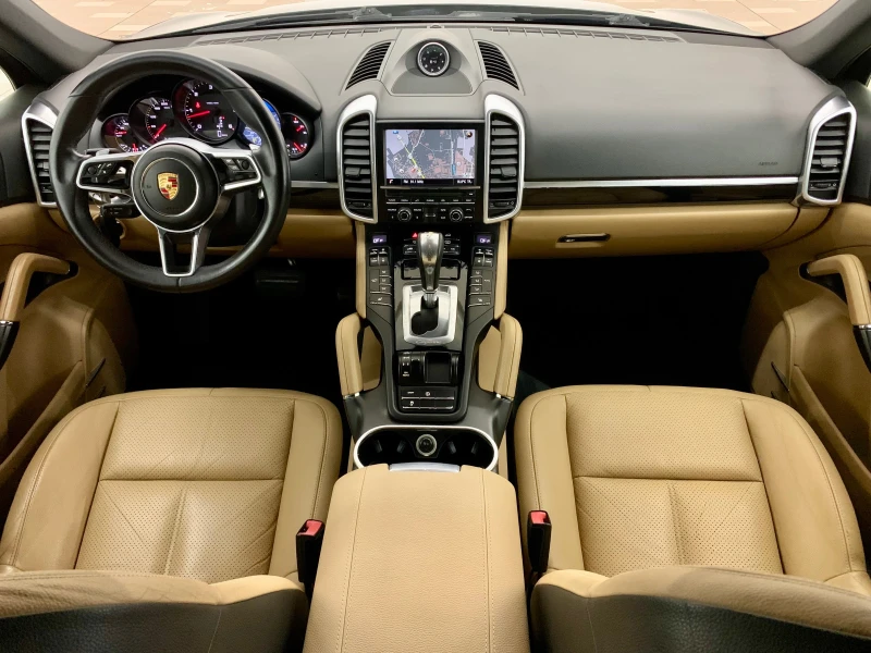 Porsche Cayenne 3.0d Facelift #CHRONO#, снимка 11 - Автомобили и джипове - 52484916