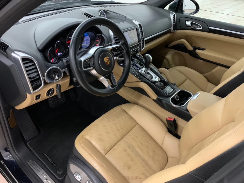 Porsche Cayenne 3.0d Facelift #CHRONO#, снимка 9 - Автомобили и джипове - 52484916