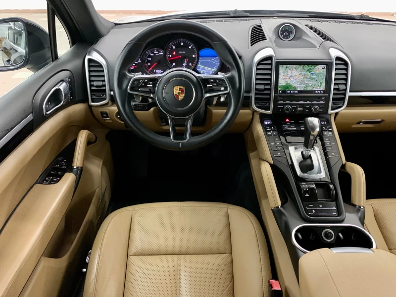 Porsche Cayenne 3.0d Facelift #CHRONO#, снимка 10 - Автомобили и джипове - 52484916