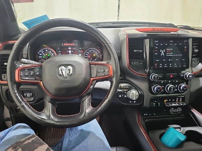 Dodge RAM 1500 REBEL | HEMI 5.7| PANO| NAVI| ВЪЗДУХ , снимка 9 - Автомобили и джипове - 53423284