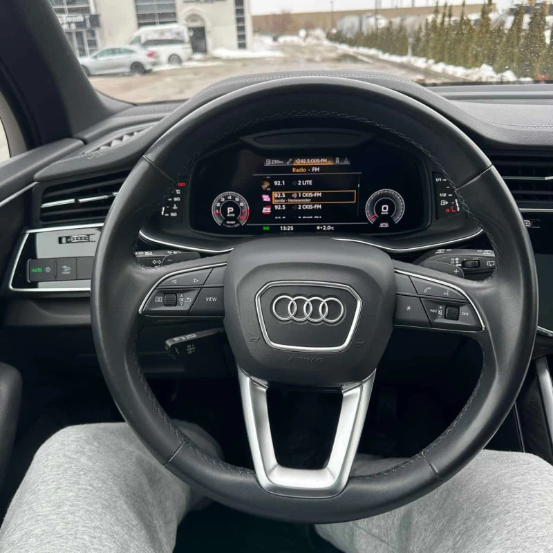 Audi Q7 Komfort 45 TFSI quattro | PANO | MATRIX , снимка 13 - Автомобили и джипове - 53599252